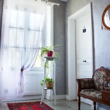Bed and breakfast Aux Ronzieres 3*